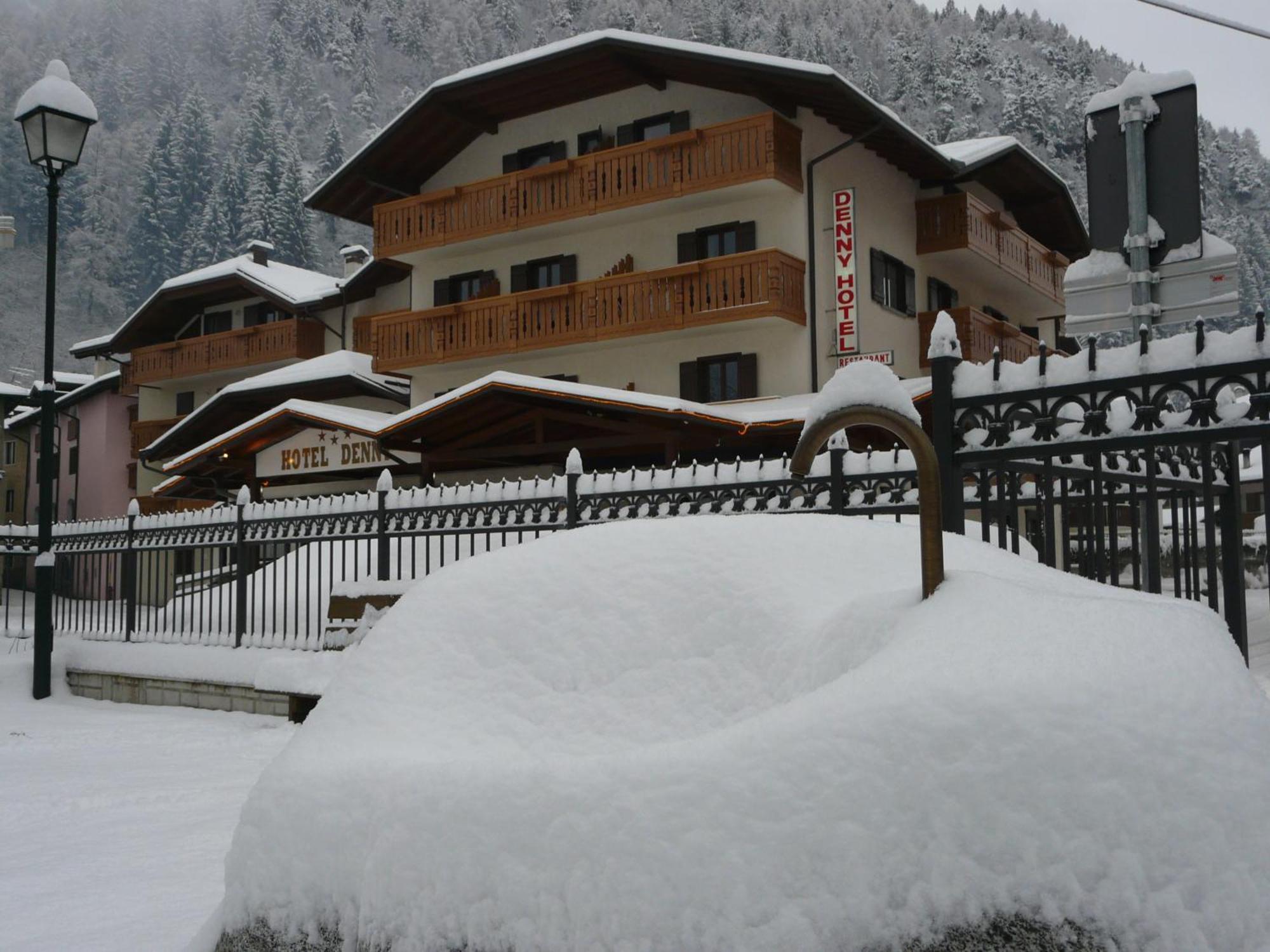 Hotel Denny Pinzolo Esterno foto