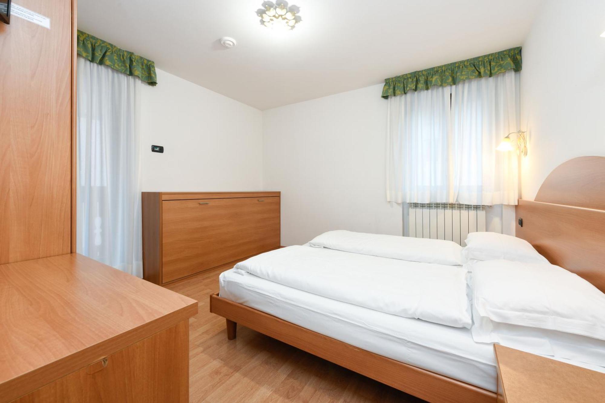 Hotel Denny Pinzolo Esterno foto