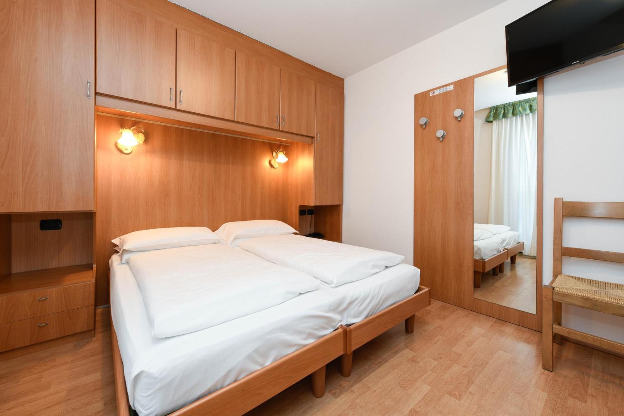 Hotel Denny Pinzolo Esterno foto