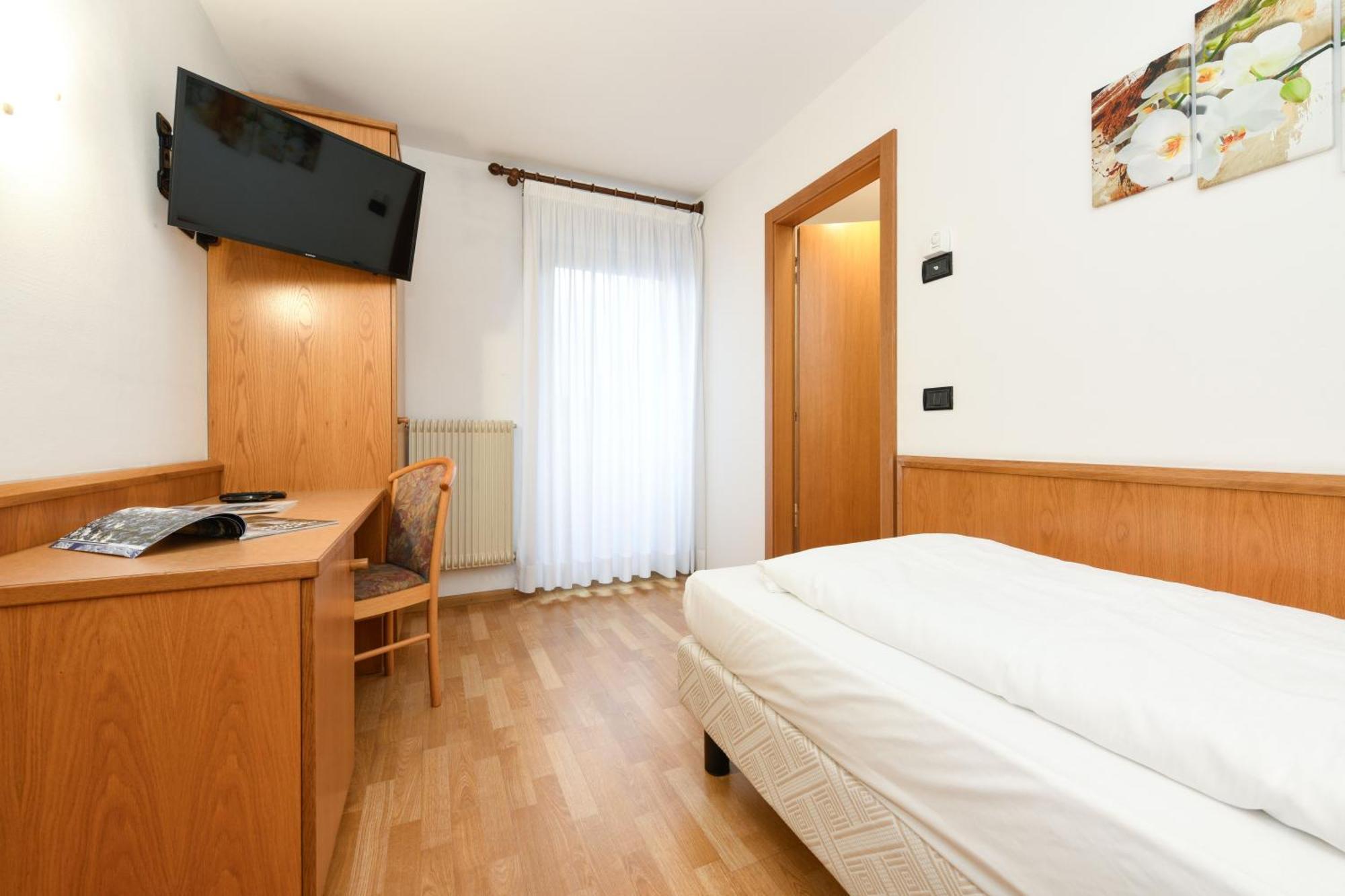 Hotel Denny Pinzolo Esterno foto
